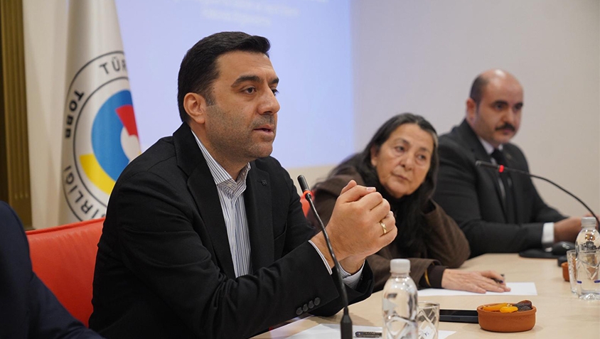 Kuzey Ege Zeytinyağı Lisanslı Depoculukta Tarihi Adım: İlk İmzalar Atıldı Kuzey Ege Zeytinyağı Lisanslı Depoculukta Tarihi Adım: İlk İmzalar Atıldı